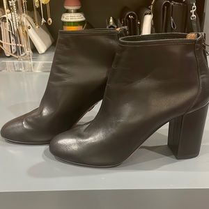 Aquazzura black leather booties